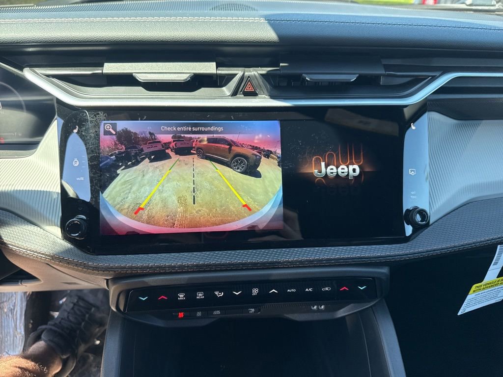 New 2026 Jeep Cherokee Limited AWD/4WD image 13