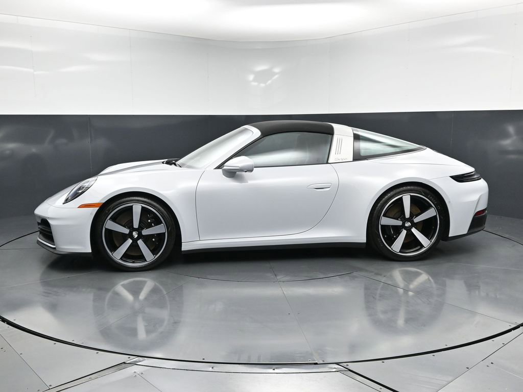 Certified 2026 Porsche 911 Targa 4S AWD/4WD image 2