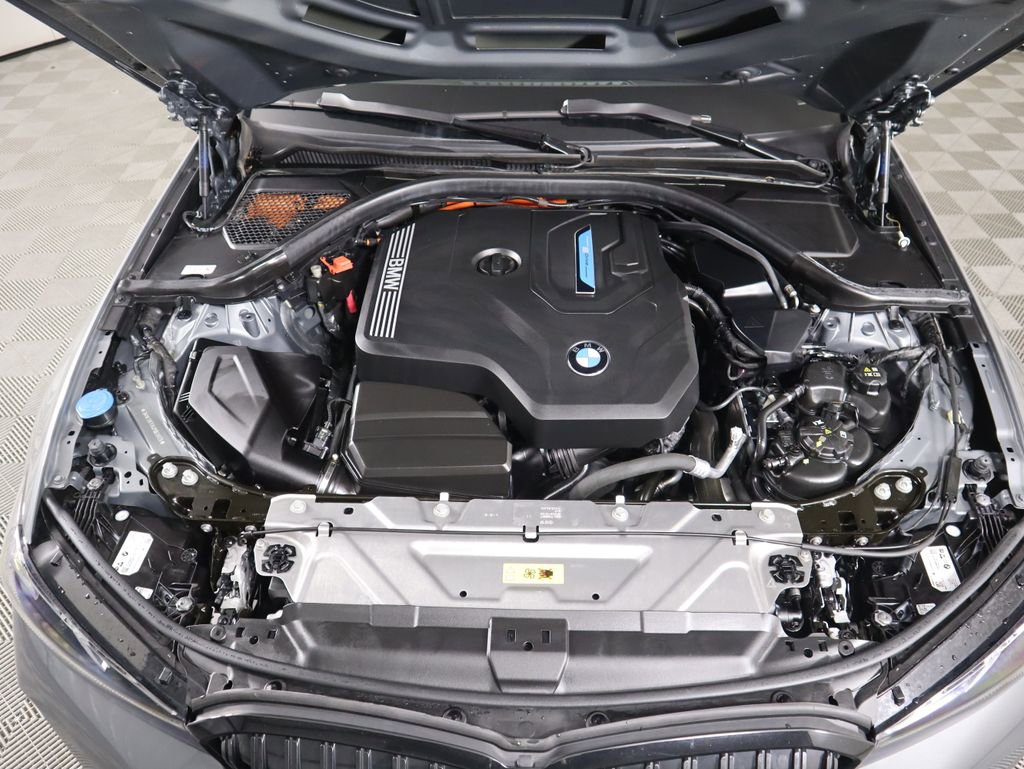 Used 2023 BMW 330e w/ M Sport Package image 30