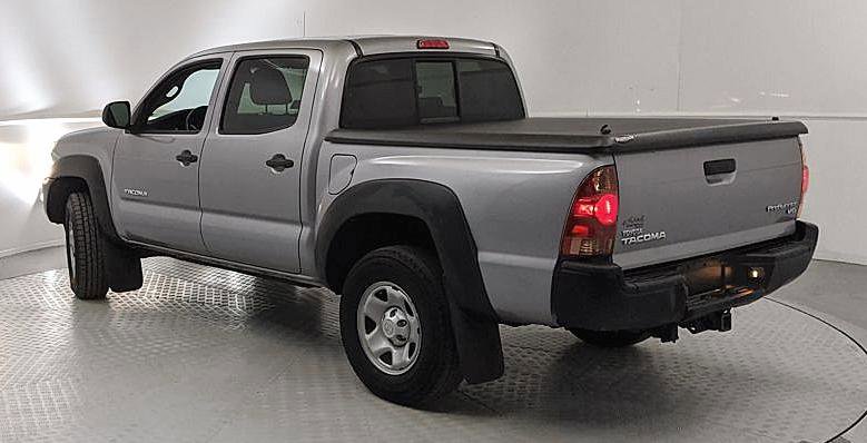 Used 2014 Toyota Tacoma PreRunner image 4