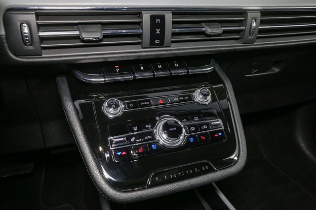 Used 2022 Lincoln Corsair AWD w/ Premium Package image 29
