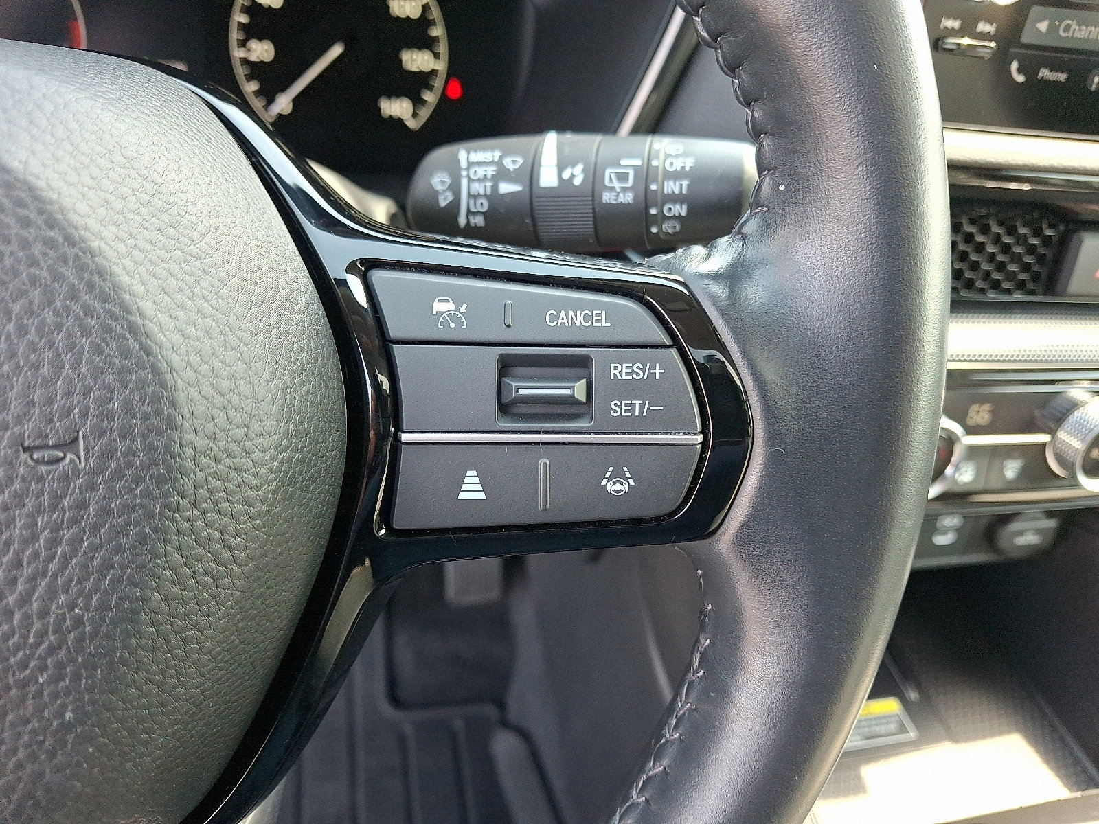 Used 2024 Honda CR-V EX-L image 22