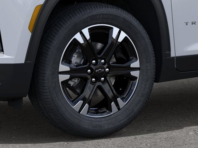 New 2027 Chevrolet Traverse LT w/ Sun and Wheel Package FWD image 9
