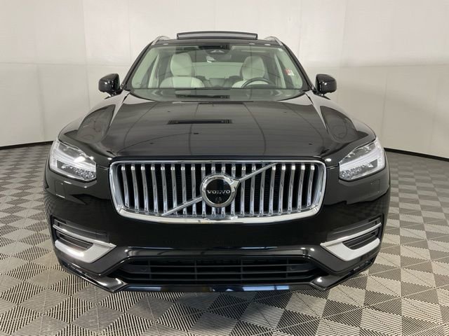Certified 2023 Volvo XC90 B6 Ultimate w/ Protection Package Premier image 2