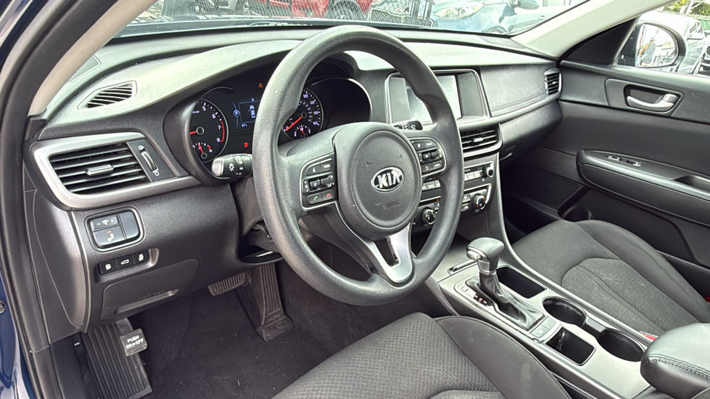 Used 2017 Kia Optima LX w/ Convenience Plus Package FWD image 24