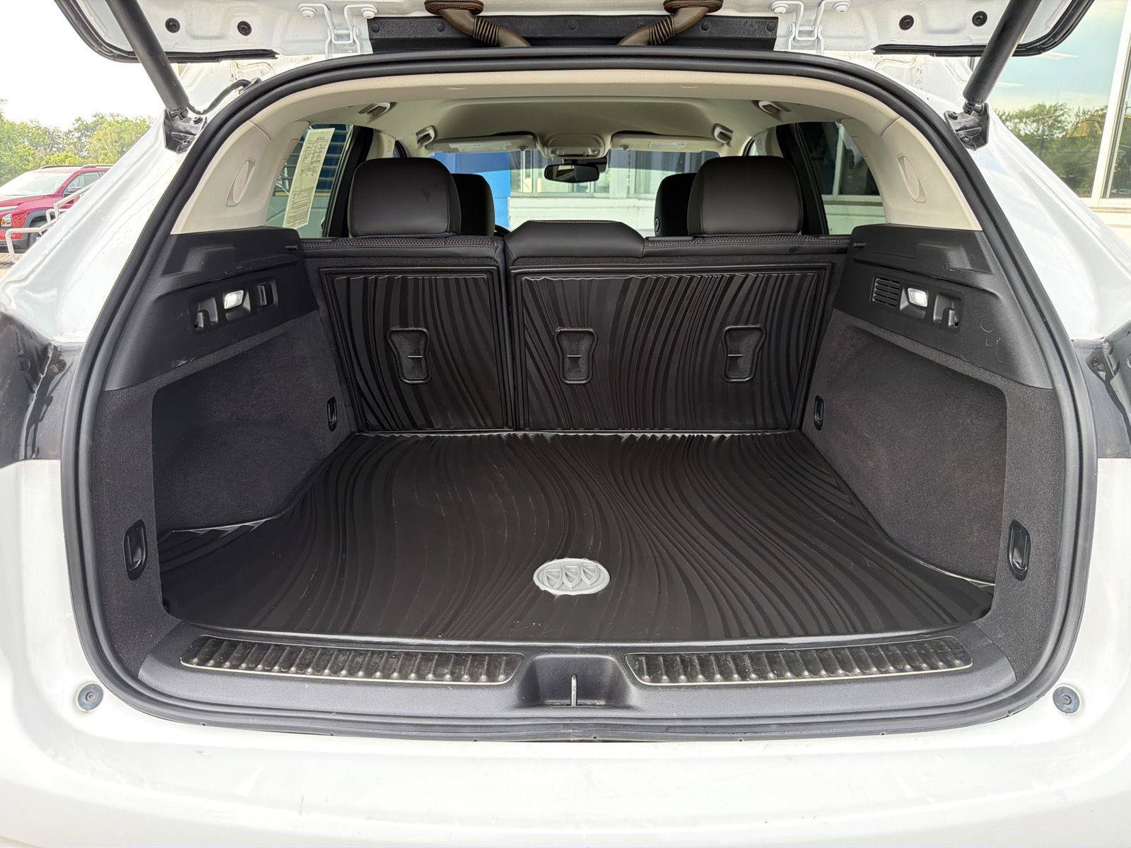 Used 2021 Buick Envision Preferred FWD image 35