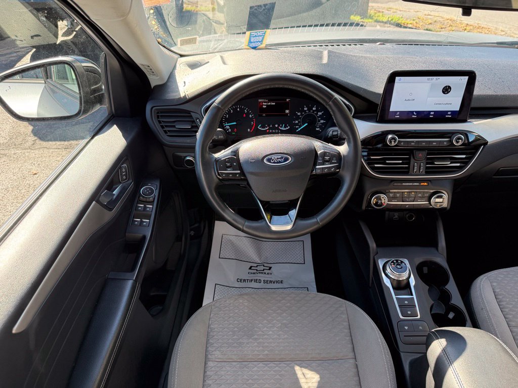 Used 2021 Ford Escape SE w/ SE Sport Appearance Package AWD/4WD image 9