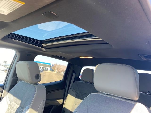 Used 2024 Chevrolet Colorado ZR2 w/ Safety Package image 15