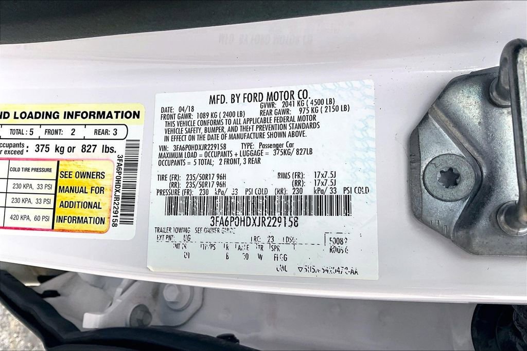 Used 2018 Ford Fusion SE w/ Fusion SE Technology Package image 18