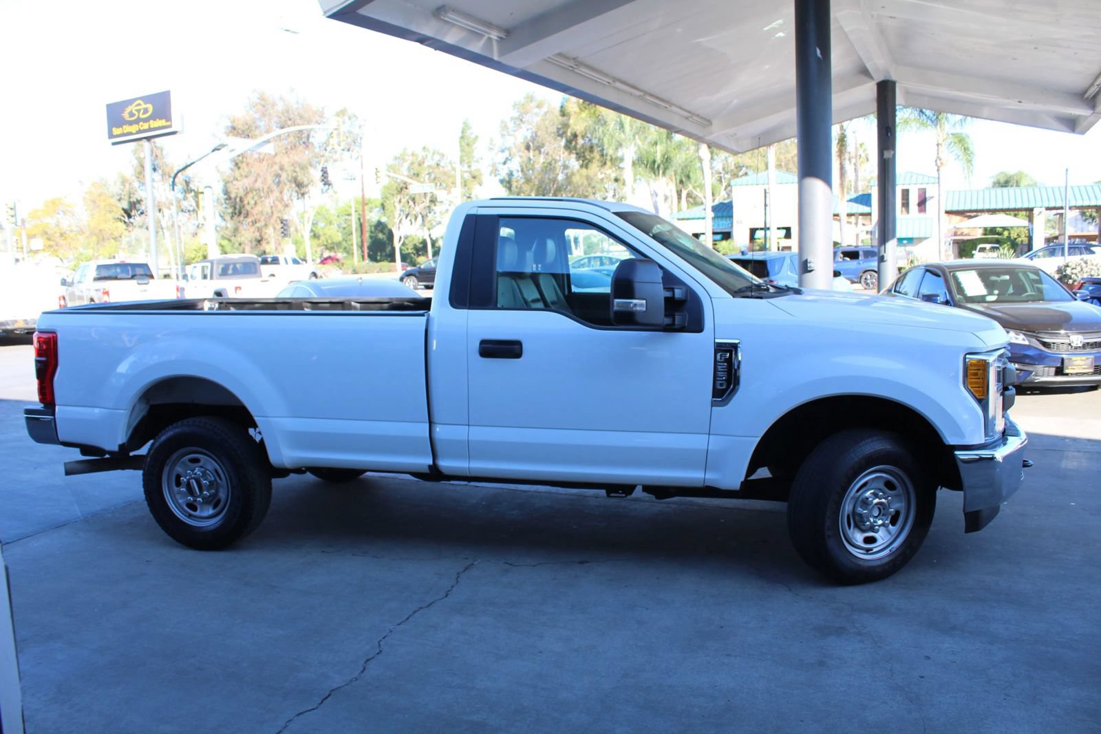 Used 2017 Ford F250 XL w/ Power Equipment Group RWD image 6