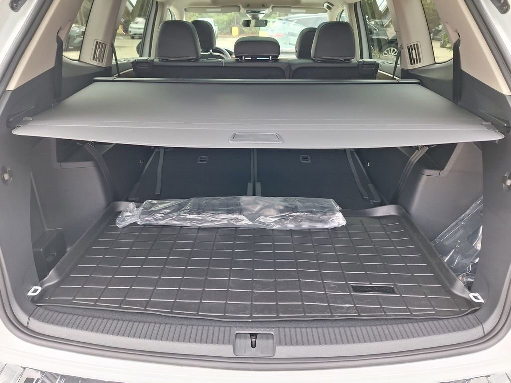 New 2026 Volkswagen Atlas SE image 27