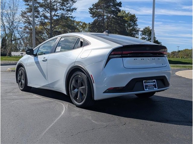 New 2026 Toyota Prius LE image 5