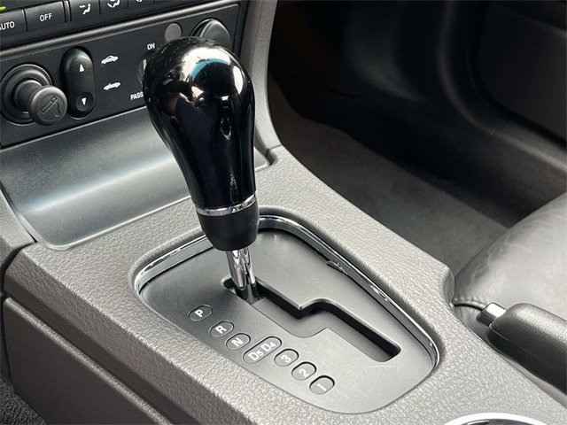 Used 2002 Ford Thunderbird image 25