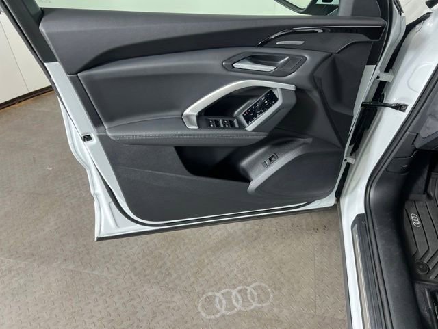Certified 2025 Audi Q5 Premium Plus w/ Premium Plus AWD/4WD image 22