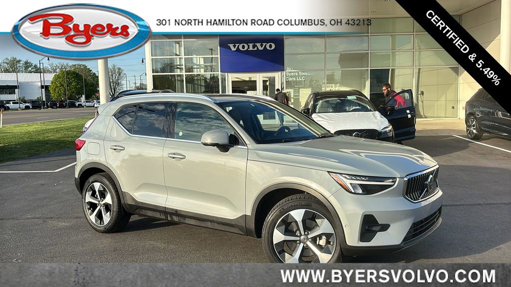 Used 2025 Volvo XC40 B5 Plus