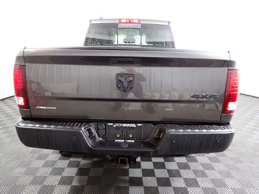 Used 2019 RAM 1500 Classic Warlock image 12