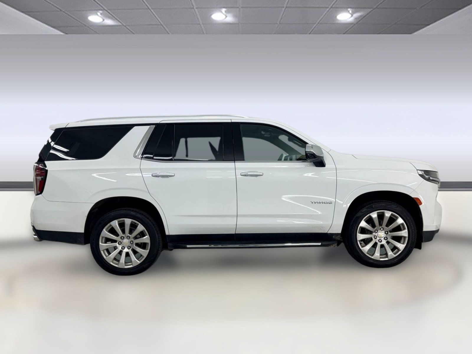 Used 2022 Chevrolet Tahoe Premier RWD image 8