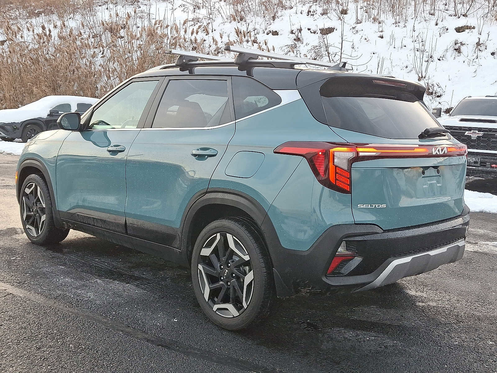 Used 2024 Kia Seltos SX image 4
