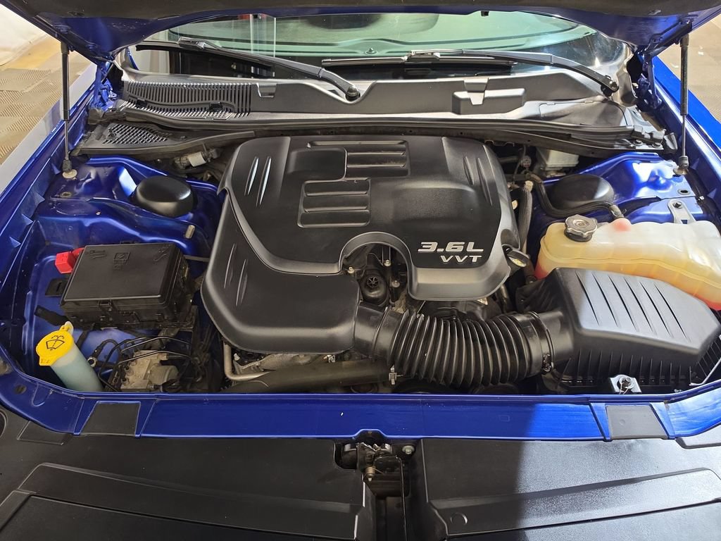 Used 2022 Dodge Challenger GT w/ Driver Convenience Group RWD image 17