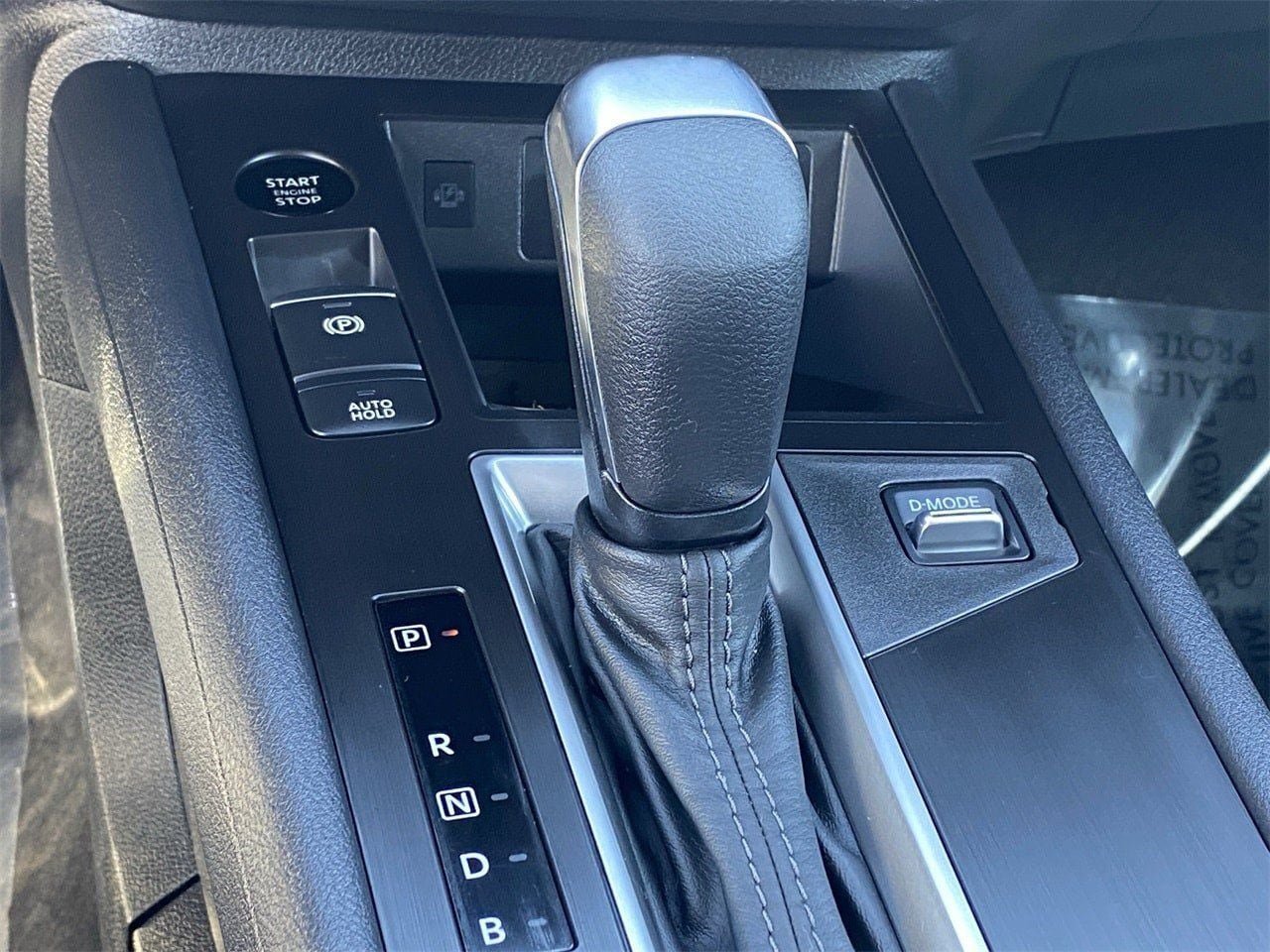 New 2026 Nissan Kicks SV w/ Cold Weather Package FWD image 30