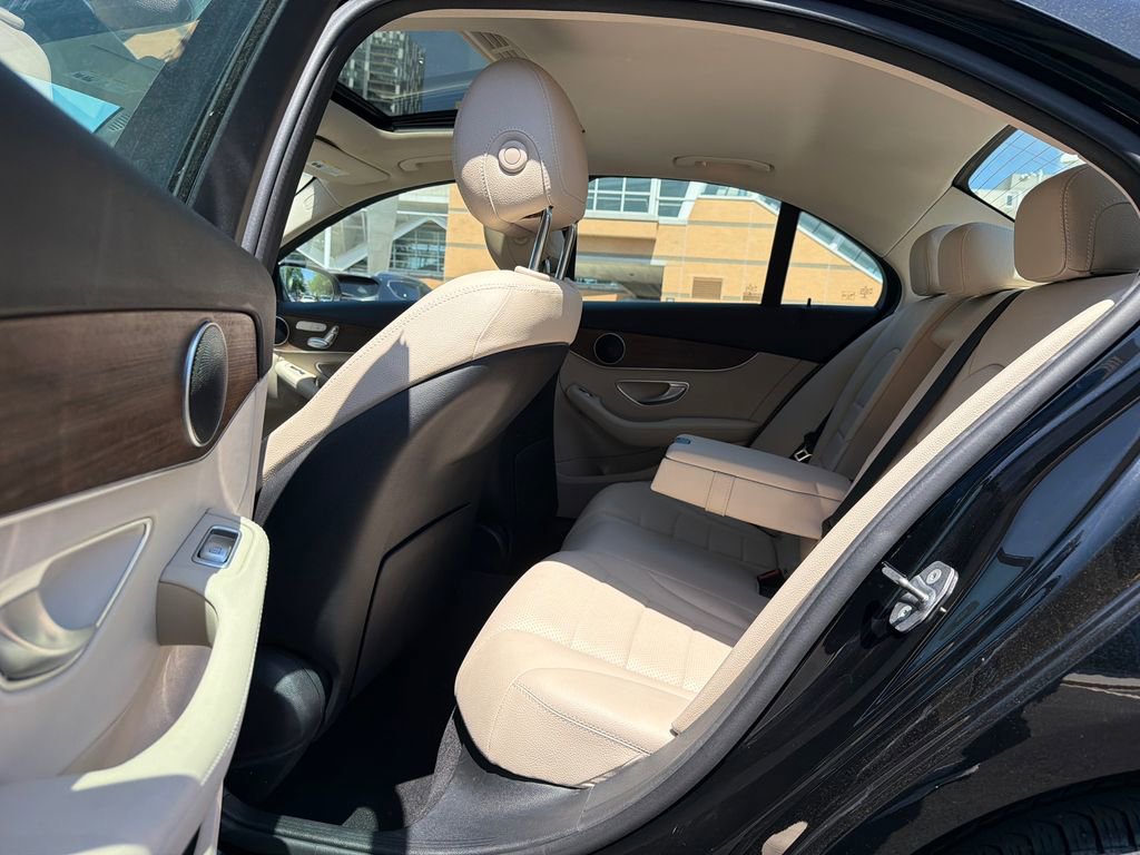 Used 2020 Mercedes-Benz C 300 4MATIC Sedan image 16