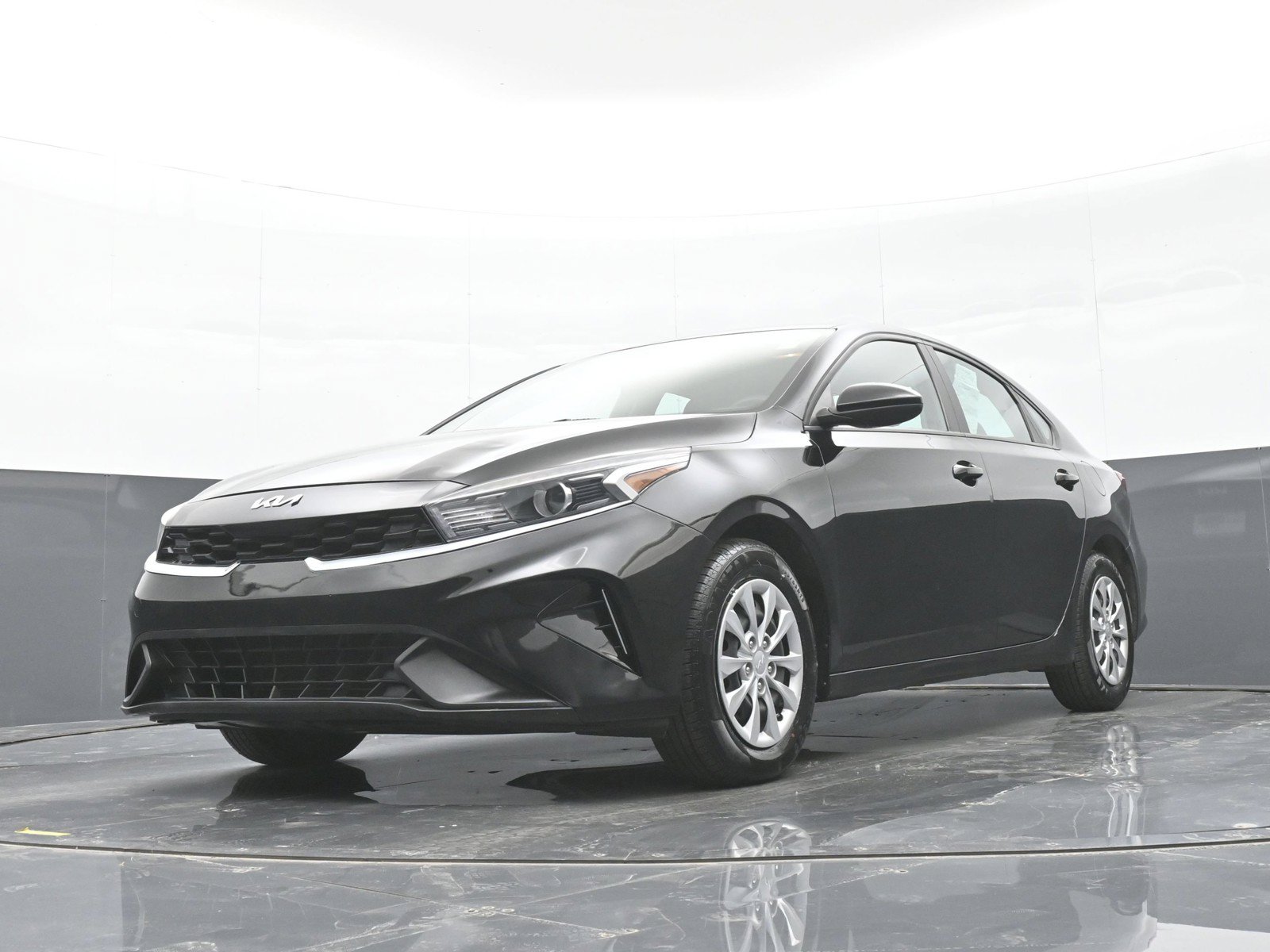 Used 2024 Kia Forte LX FWD image 43