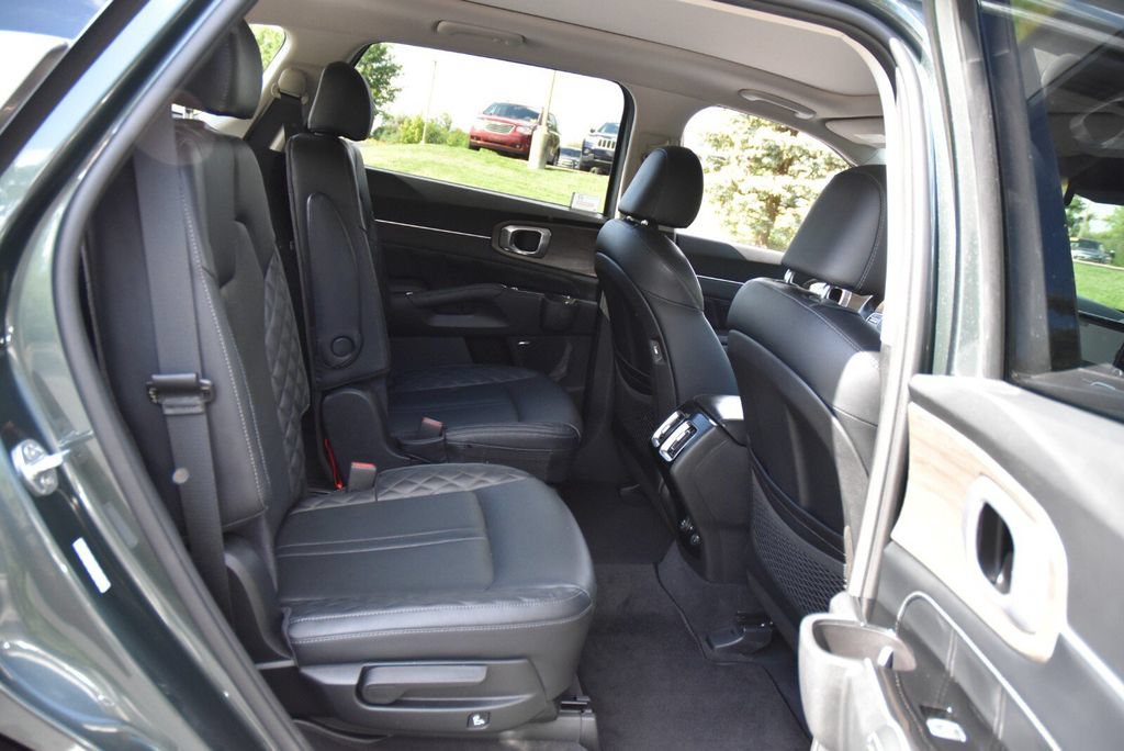 Used 2021 Kia Sorento SX Prestige AWD/4WD image 41