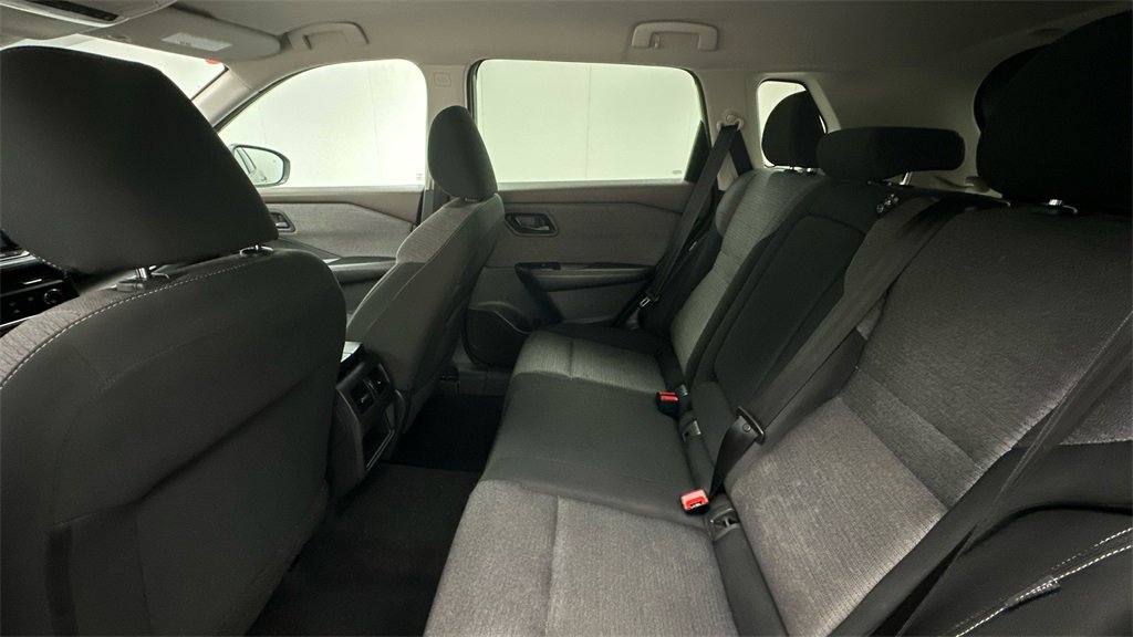 Certified 2021 Nissan Rogue S image 10