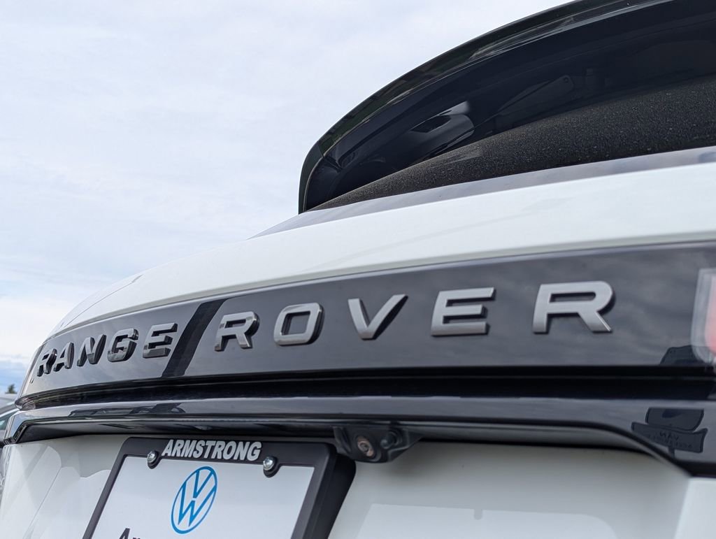 Used 2020 Land Rover Range Rover Velar R-Dynamic S image 35