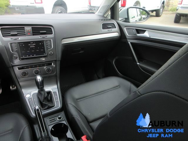 Used 2017 Volkswagen Golf Alltrack SE image 25