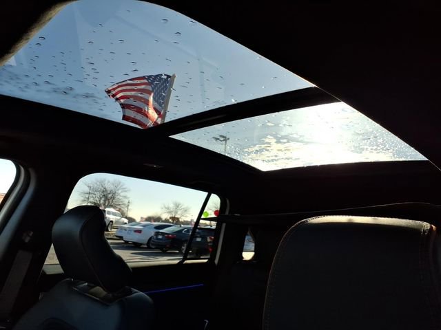 Used 2024 Jeep Wagoneer Launch Edition image 17