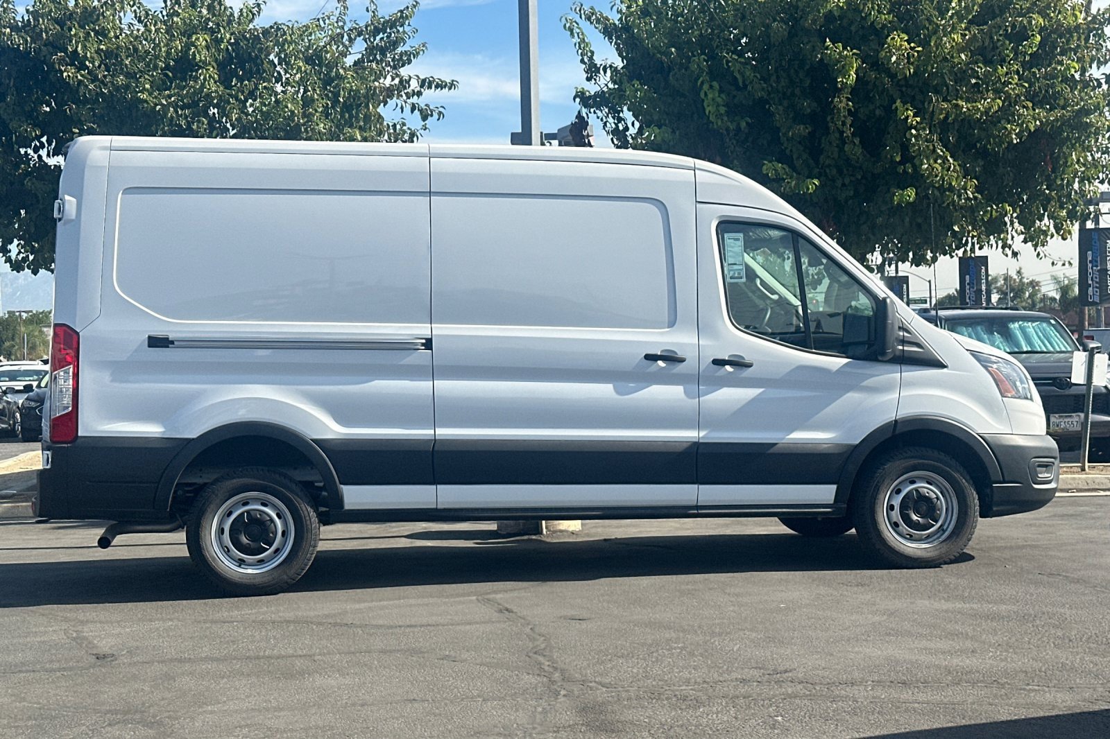New 2025 Ford Transit 250 148 Medium Roof image 3