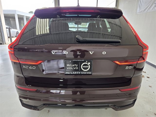 Certified 2026 Volvo XC60 B5 Core image 6
