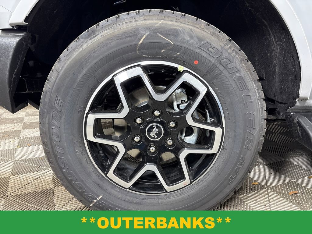 New 2026 Ford Bronco Outer Banks image 12