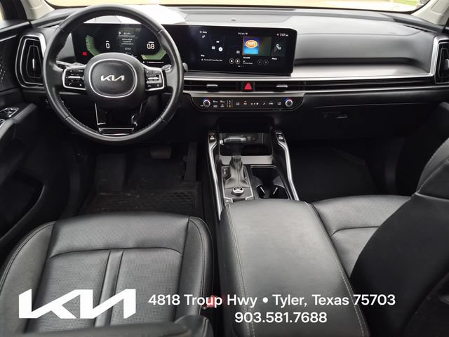 Certified 2025 Kia Sorento S w/ Panoramic Sunroof Package FWD image 25