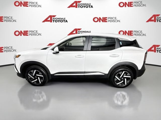 Used 2025 Nissan Kicks SV FWD video 4
