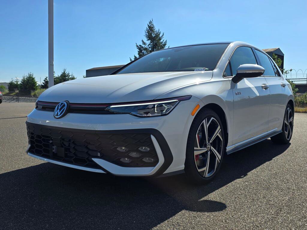 New 2025 Volkswagen GTI SE image 8