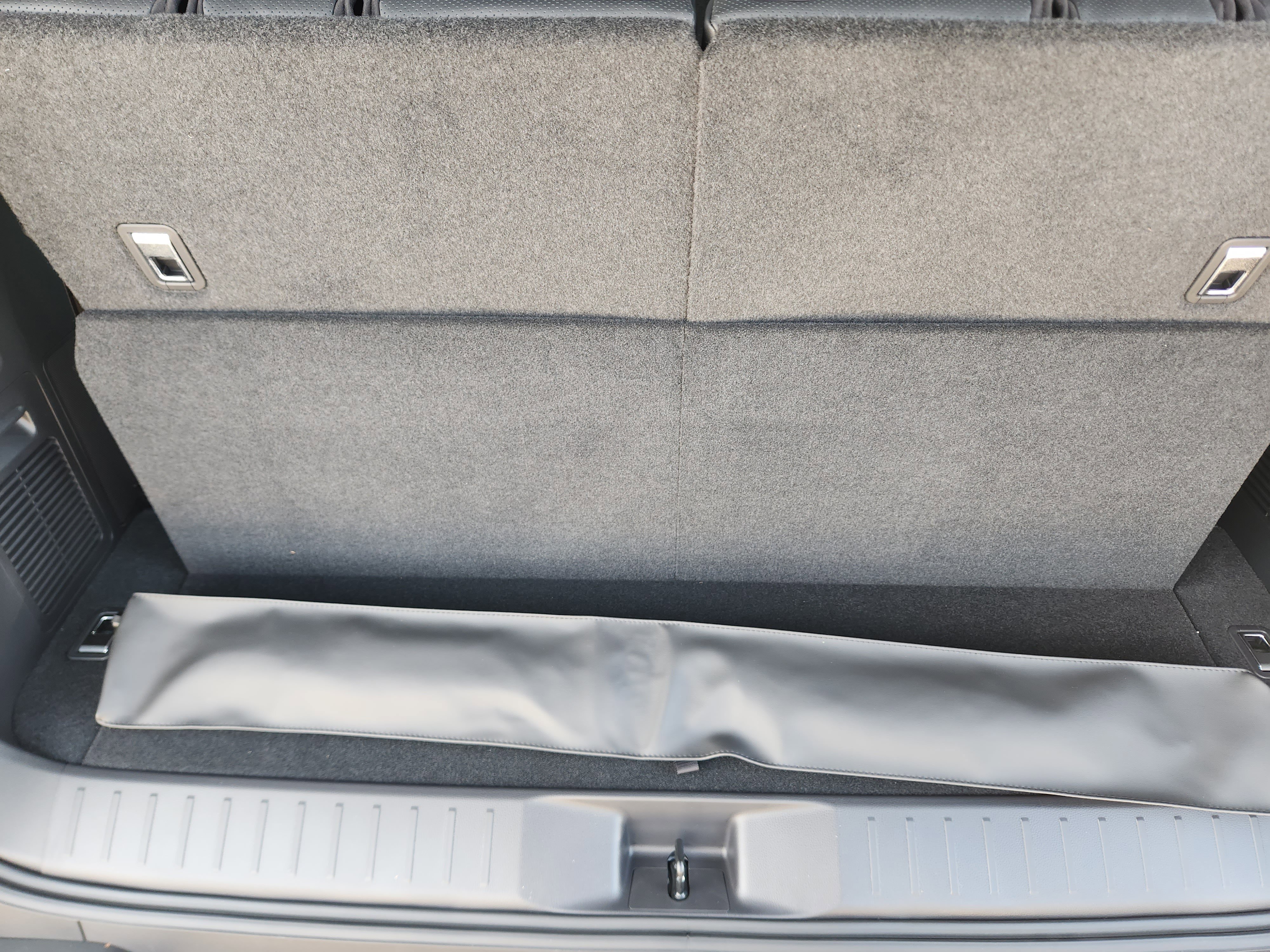 New 2026 Lexus LX 600 4WD w/ Luxury Package image 24