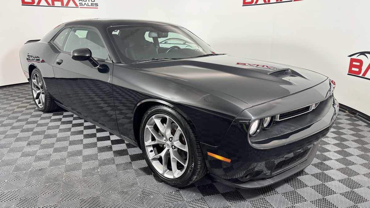 Used 2022 Dodge Challenger GT RWD image 8