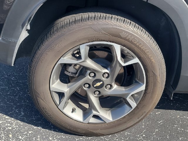 Used 2025 Chevrolet Trax LT w/ Driver Confidence Package FWD image 10
