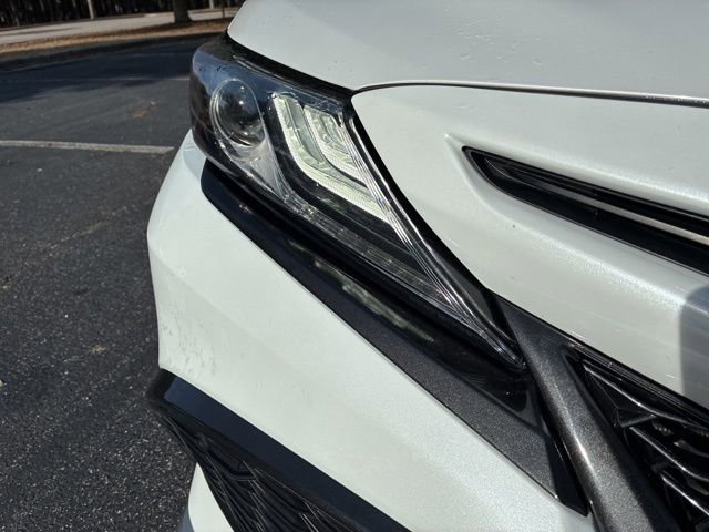 Used 2021 Toyota Camry XSE image 9