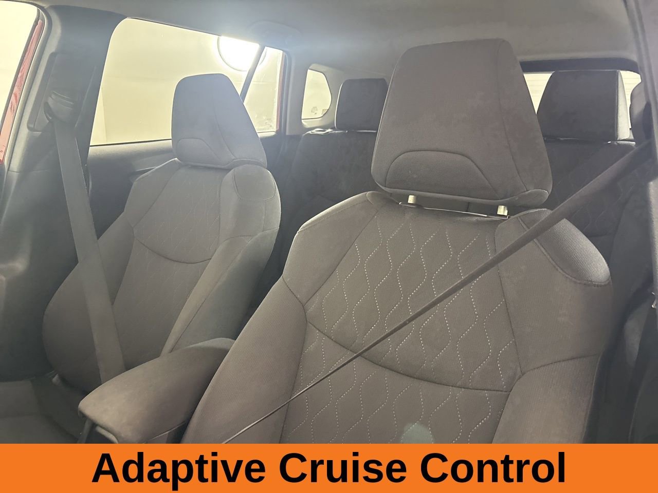 Used 2023 Toyota Corolla Cross LE image 9