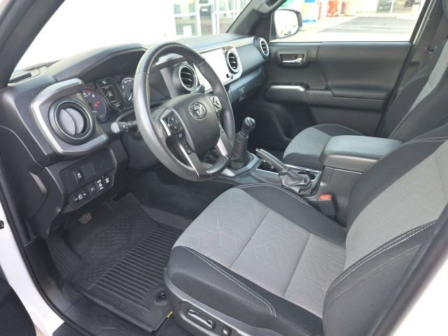 Used 2023 Toyota Tacoma TRD Off-Road w/ Technology Package image 7