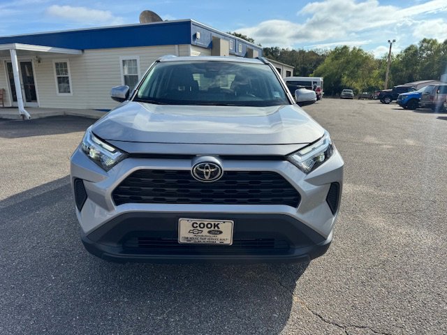 Used 2024 Toyota RAV4 XLE image 3
