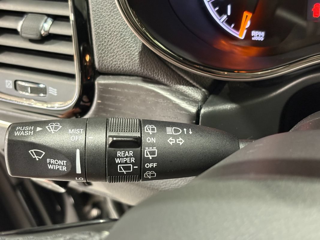Used 2020 Jeep Grand Cherokee High Altitude AWD/4WD image 15