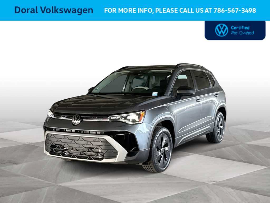 Used 2025 Volkswagen Taos S FWD image 4