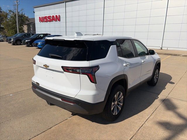 Used 2025 Chevrolet Equinox LT image 6