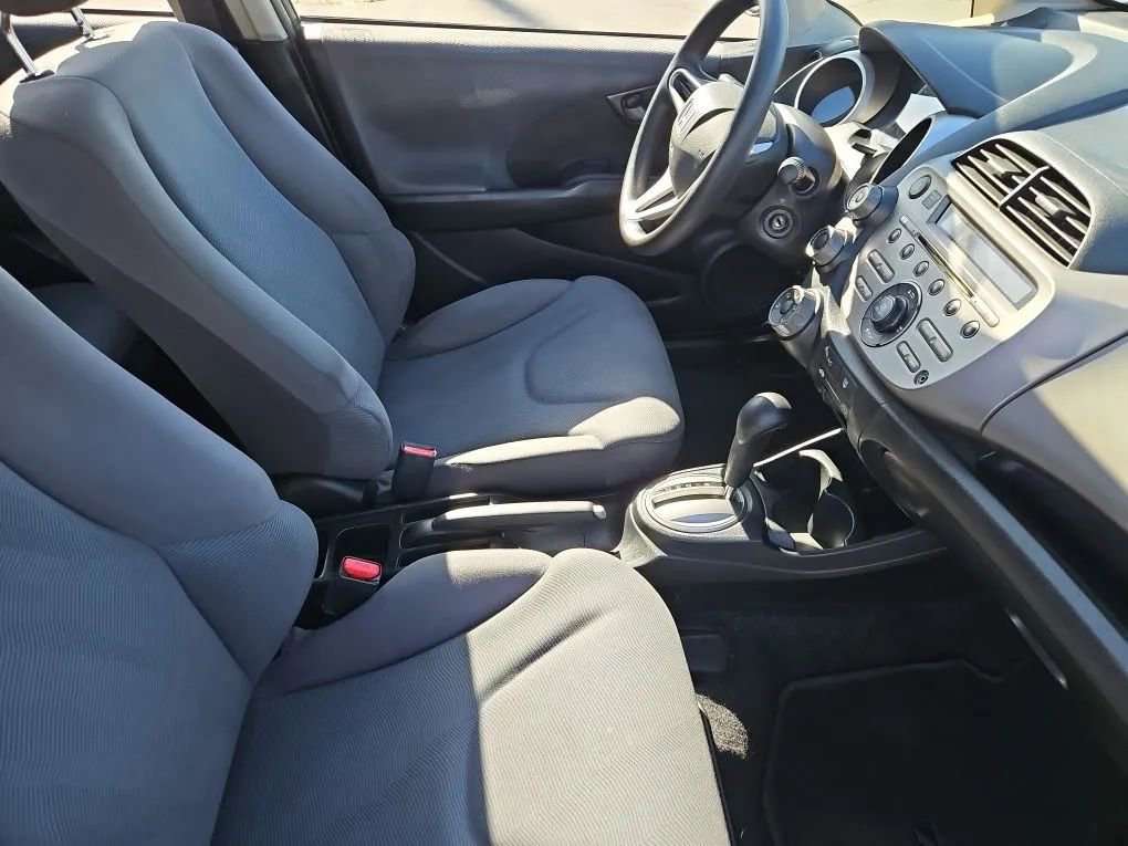 Used 2013 Honda Fit Hatchback 4D image 11