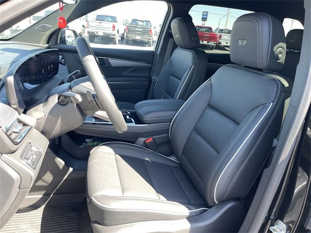 New 2025 Buick Enclave Sport Touring w/ LPO, Floor Liner Package image 11