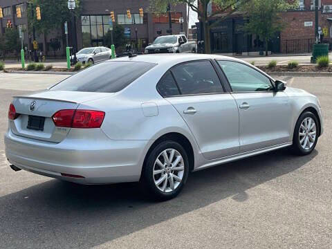 Used 2013 Volkswagen Jetta SE image 8